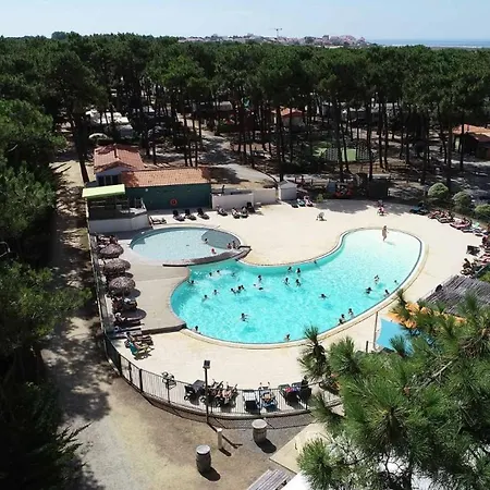 ZEcamping 3 sous les Pins - Accès direct Plage - MH TV Plancha 3*