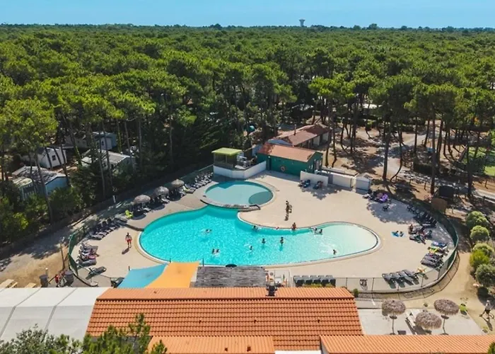 Campingplads Camping 3 Etoiles - Parc Aquatique - Ccaff0B 3*